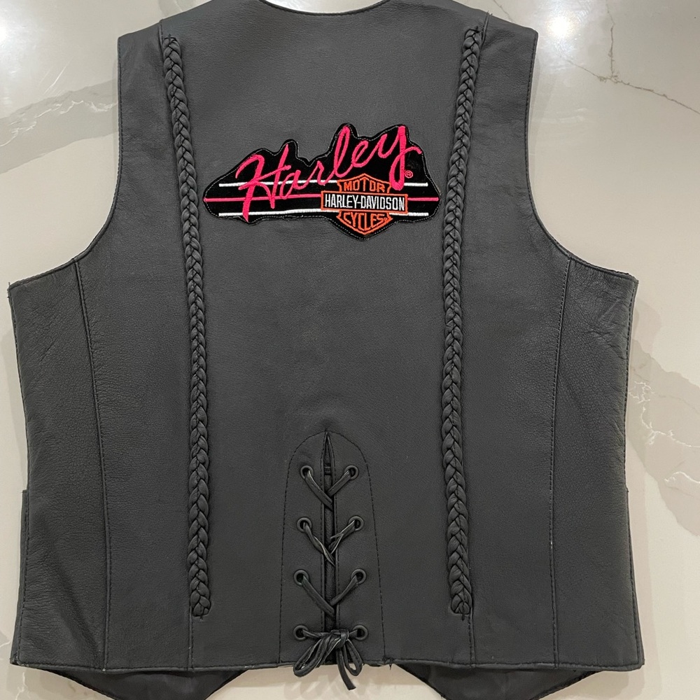 SOLD - Women’s Black Leather Vest with Harley-Davidson Patch